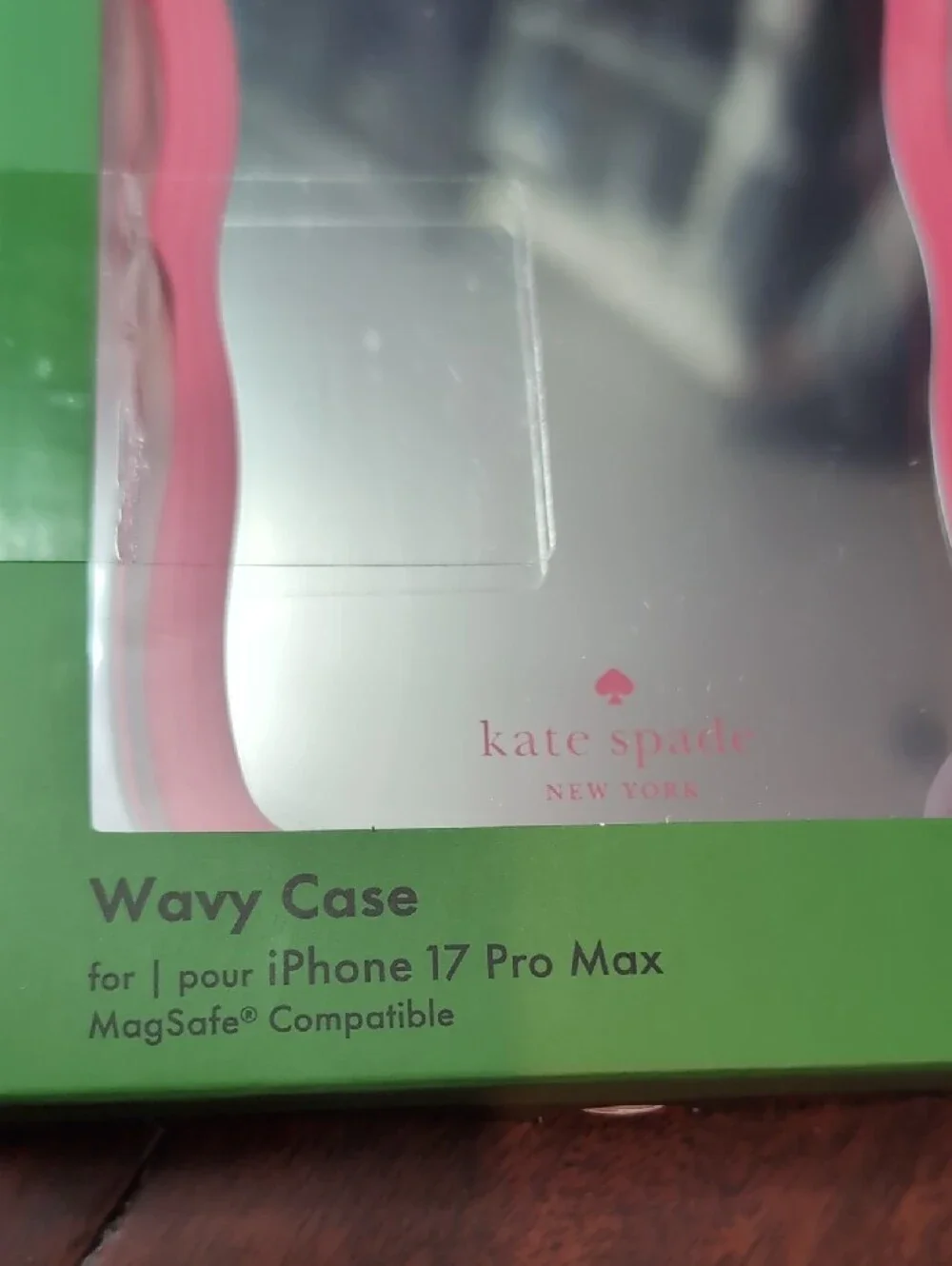 kate spade New York Pink Wavy Case for iPhone 17 Pro Max